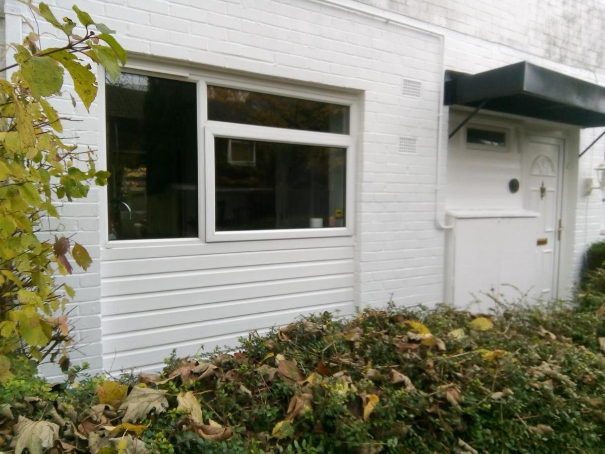 Hotel Hampton House Northampton Esterno foto