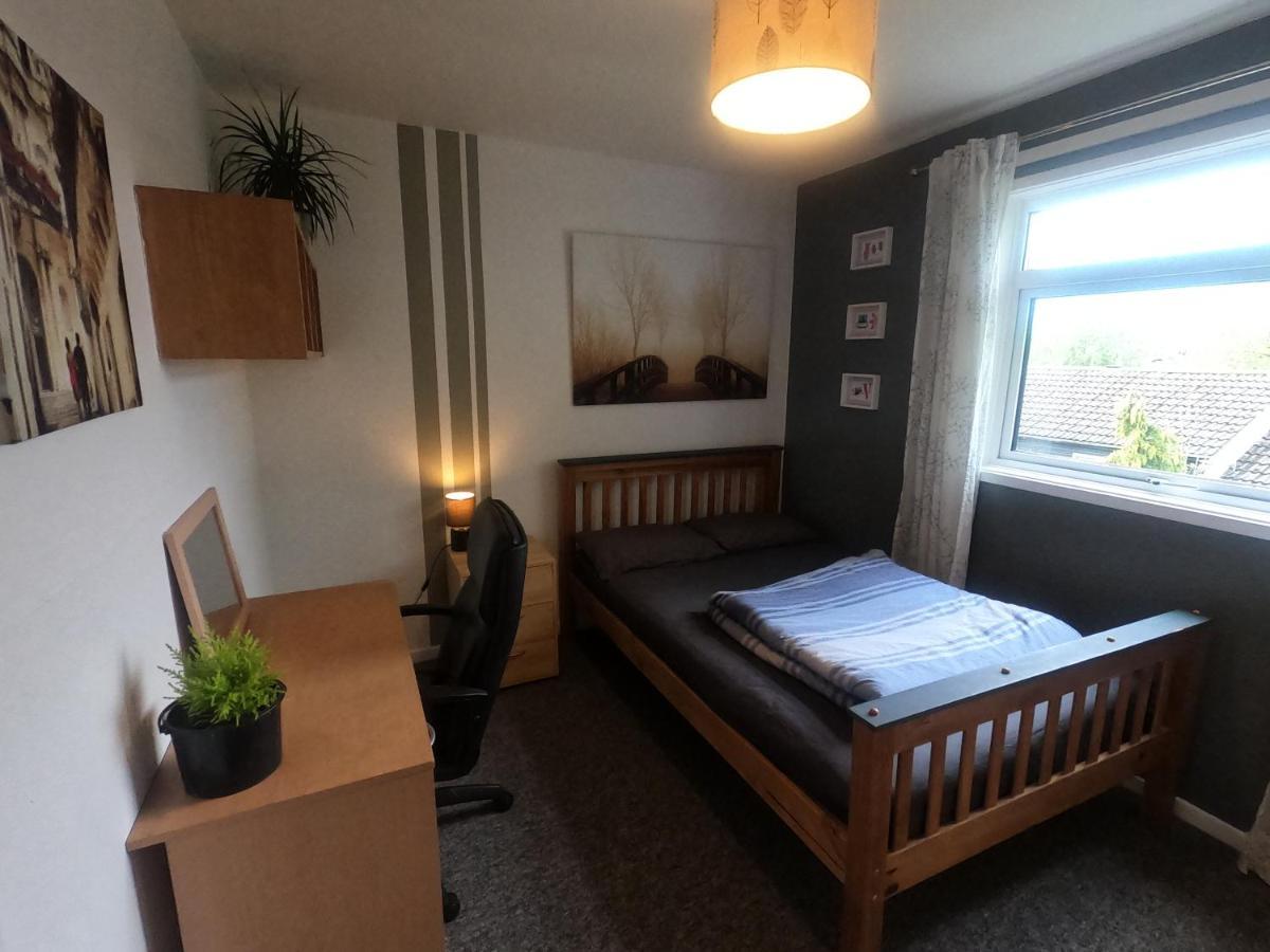 Hotel Hampton House Northampton Esterno foto