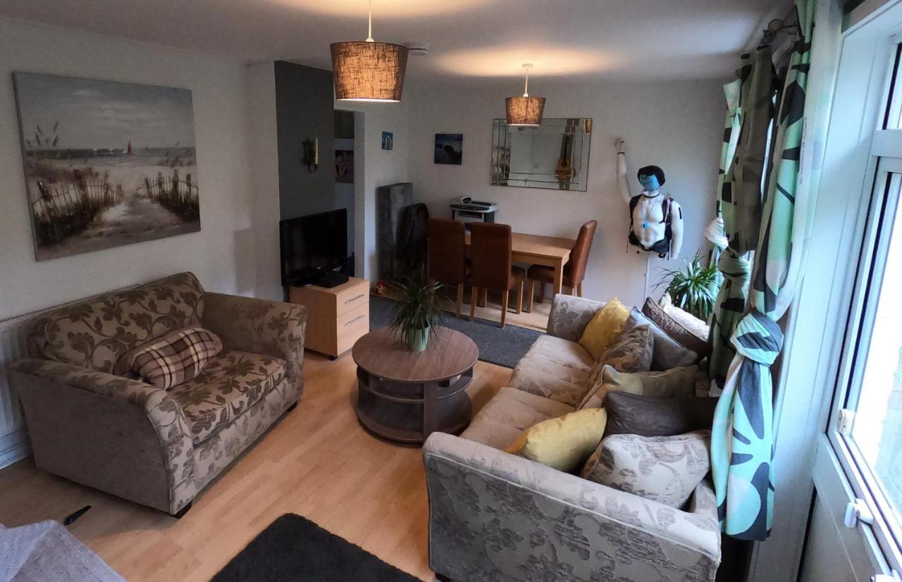 Hotel Hampton House Northampton Esterno foto
